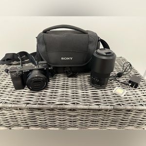 Sony A6000 Mirrorless Camera Bundle